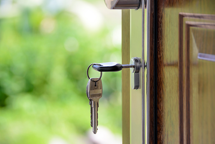 A2B Locks are able to provide local locksmiths in Highams Park to repair your broken locks. 